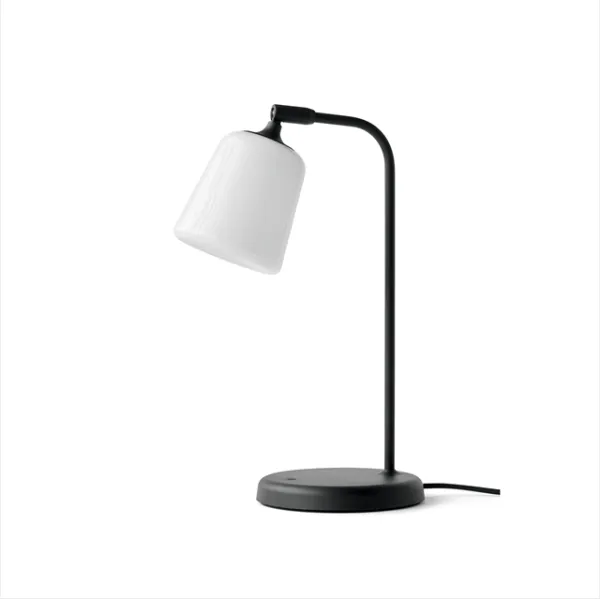 New Works Material Tischlampe Weiss/Opal